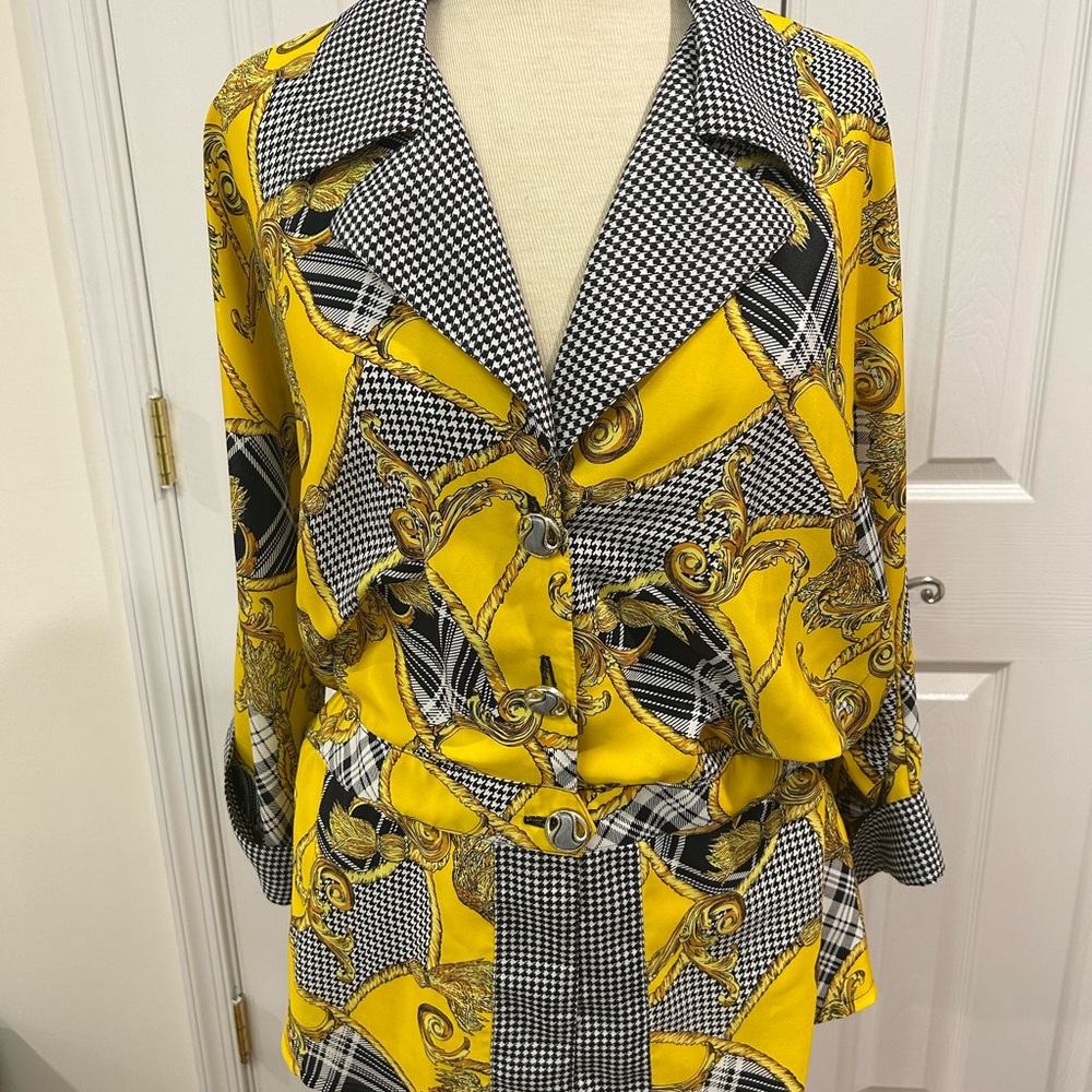 Sasch Yellow and Black Button Down Shirt